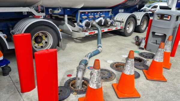 fuel-tanker-filling-petrol-tanks-600x338